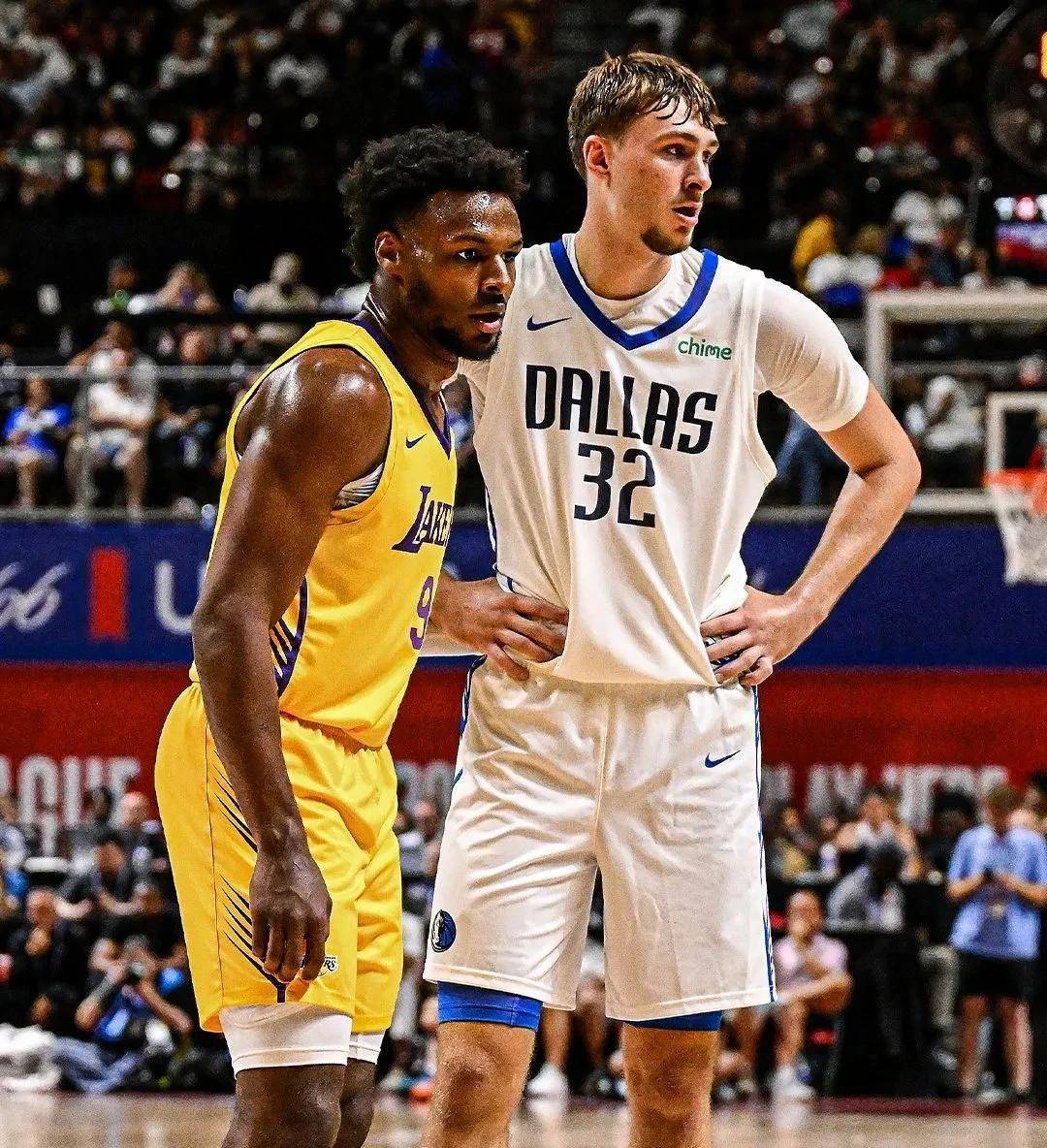 ayx sports-独行侠带队取胜！，莱万多夫斯基重要时刻比赛局势复杂热度持续攀升-ayx sports