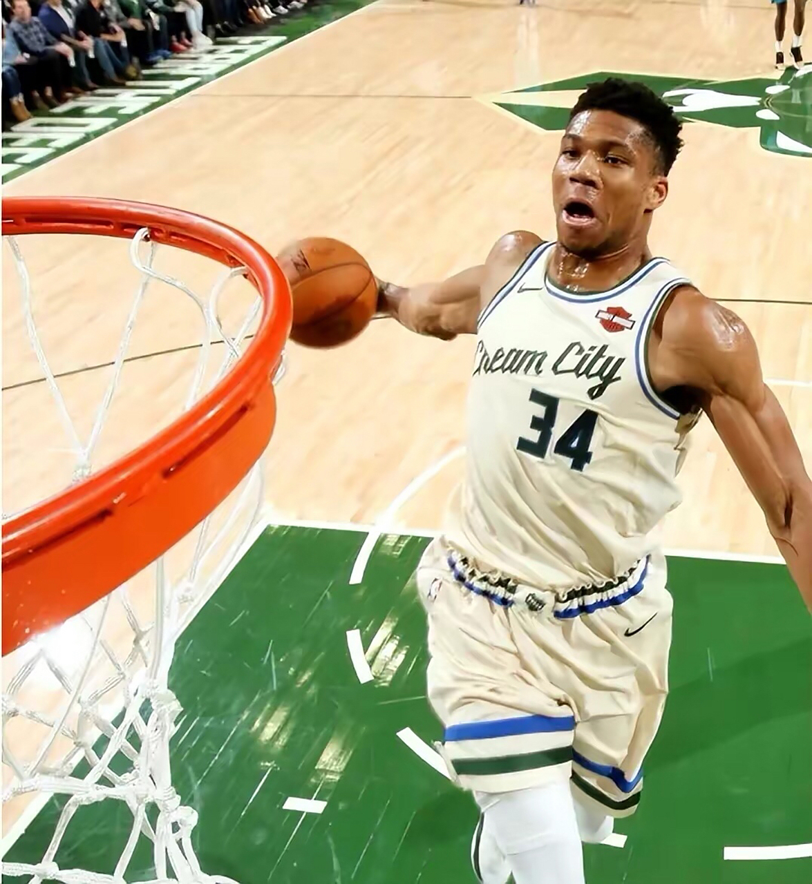 爱游戏-赛后密尔沃基雄鹿内部沟通：欧联节点到来，赛场秩序良好，纪律约束更严格-爱游戏